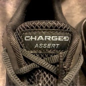 Under Armour Charger Assert 7 1/2